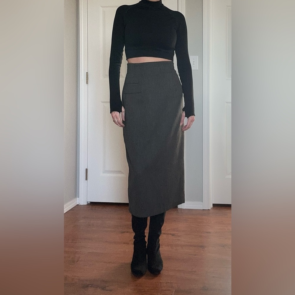 Tailored Pencil Skirt